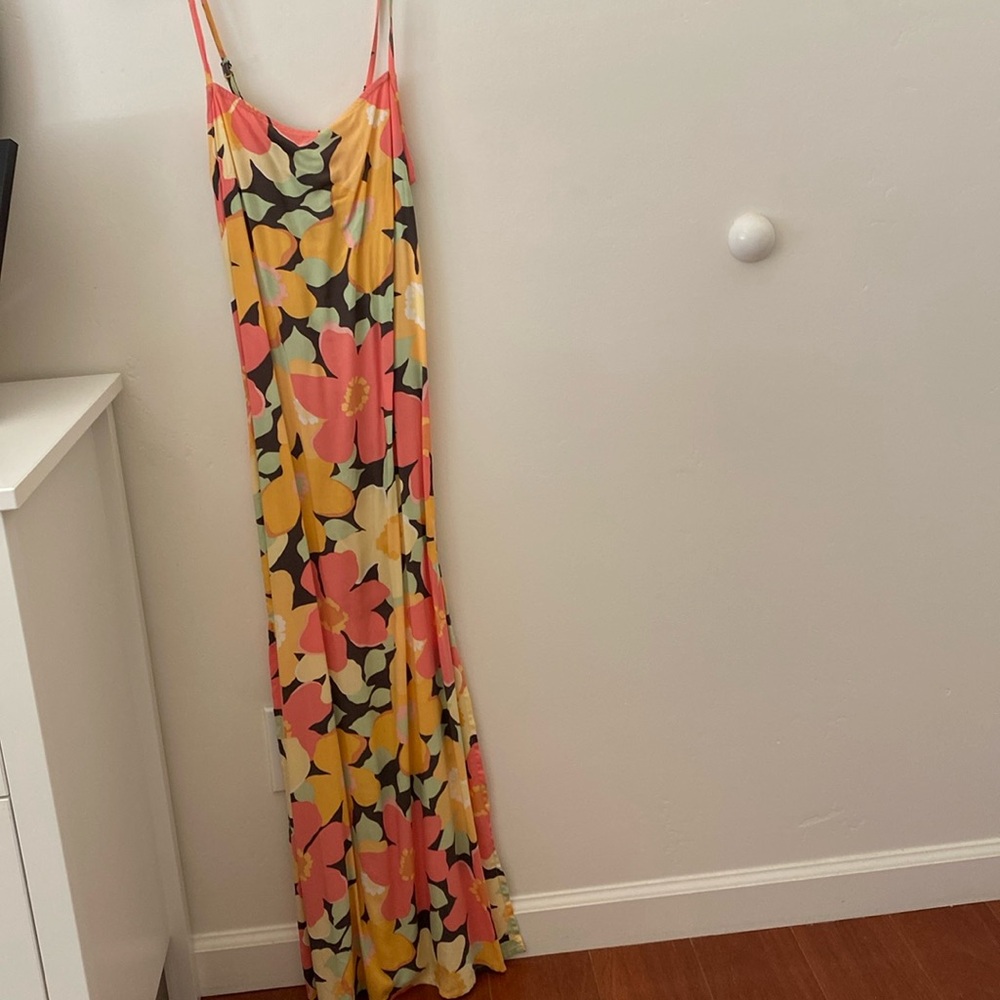 Billabong floral dress